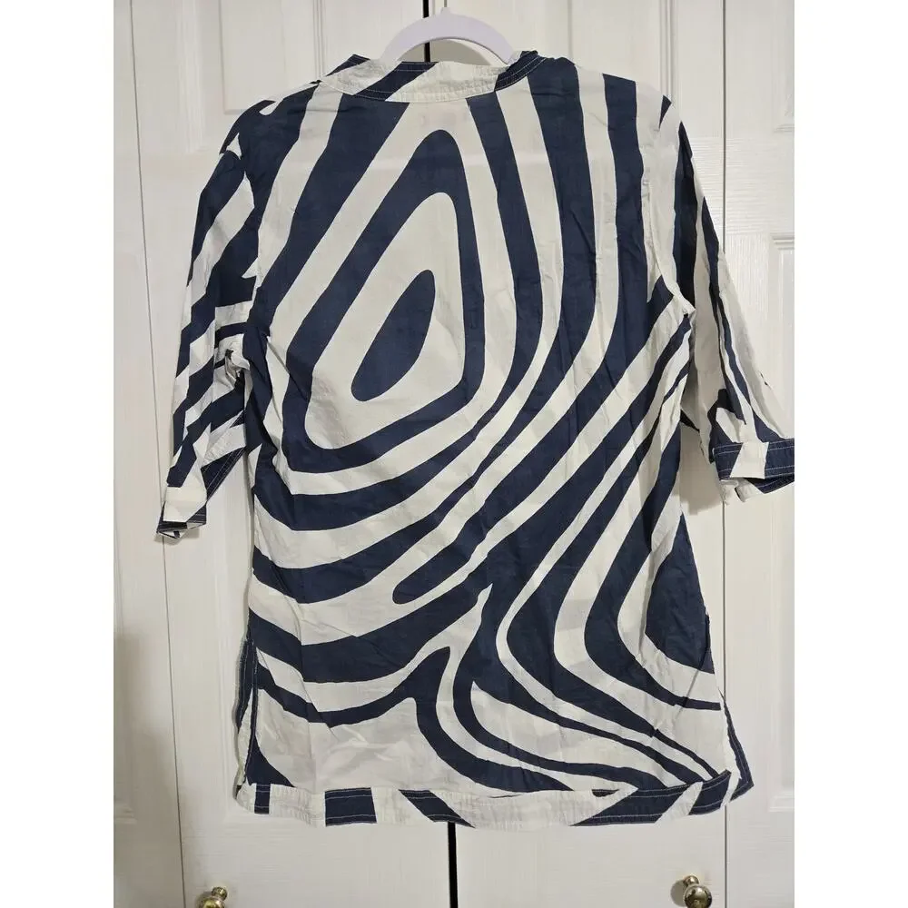 Tommy Hilfiger large women's navy blue and white top
